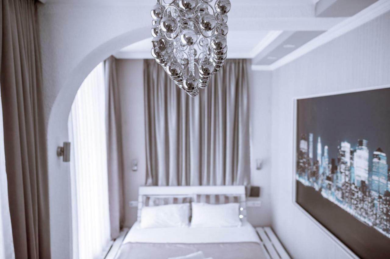 Hotel Avenue Bishkek Exterior photo